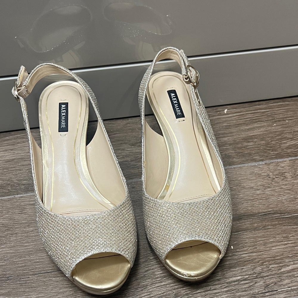 Alex Marie Gold Glitter Slingback Peep-Toe Heels